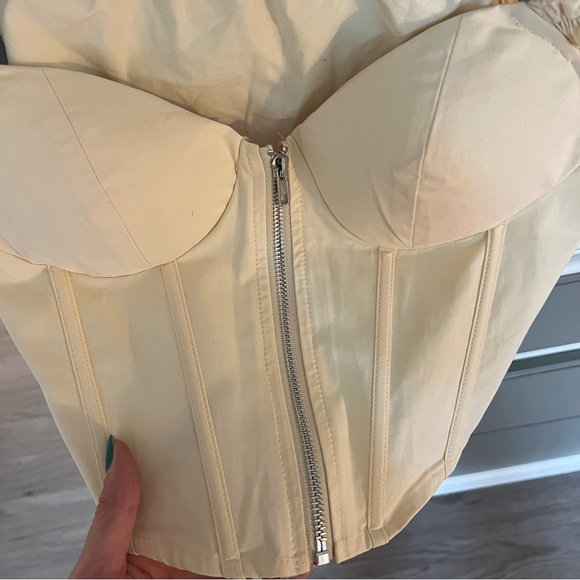 Corset Top Pale Yellow - Picture 3 of 3